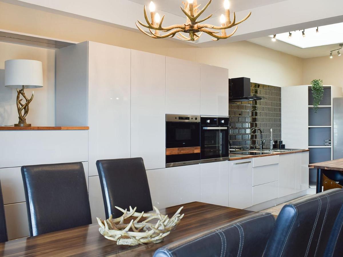 Beachcomber Apartment Leven  Eksteriør billede